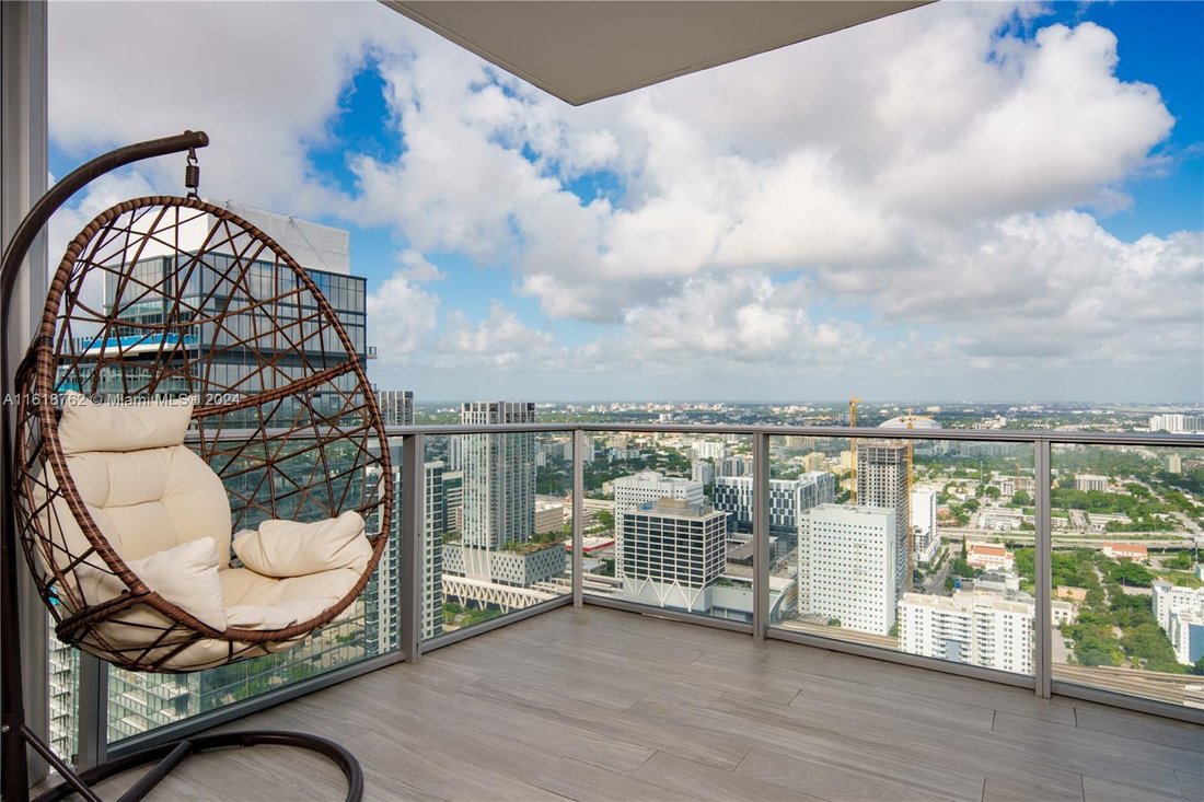 Condo in Miami, Florida, United States 2 - 17202738