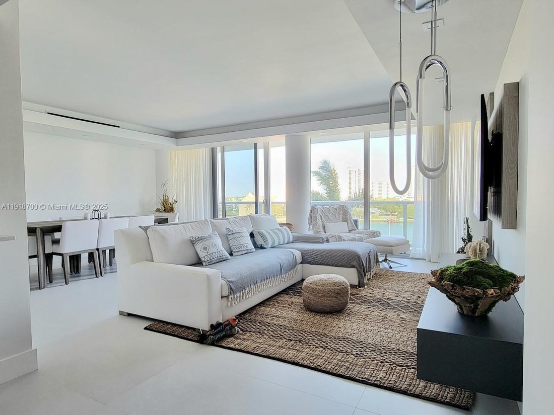 Condo in Miami Beach, Florida, United States 3 - 17206228