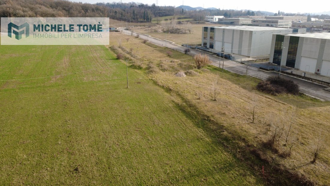 Land in Caprino Veronese, Veneto, Italy 3 - 16850295