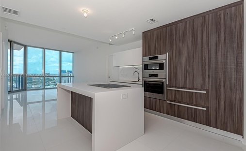Condo in Miami, Florida, United States 1