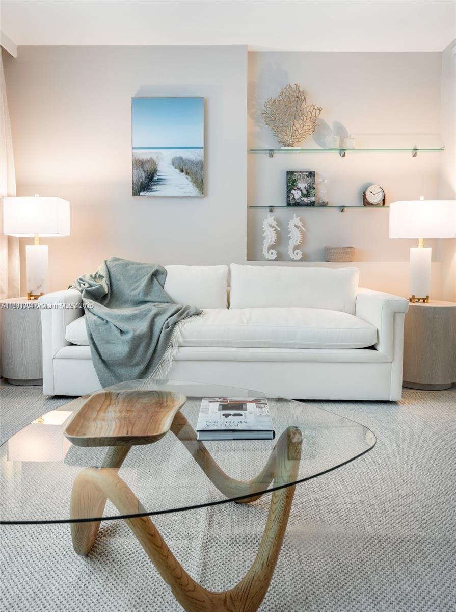 Condo in Miami Beach, Florida, United States 4 - 17205551