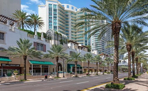Condo in Sunny Isles Beach, Florida, United States 1
