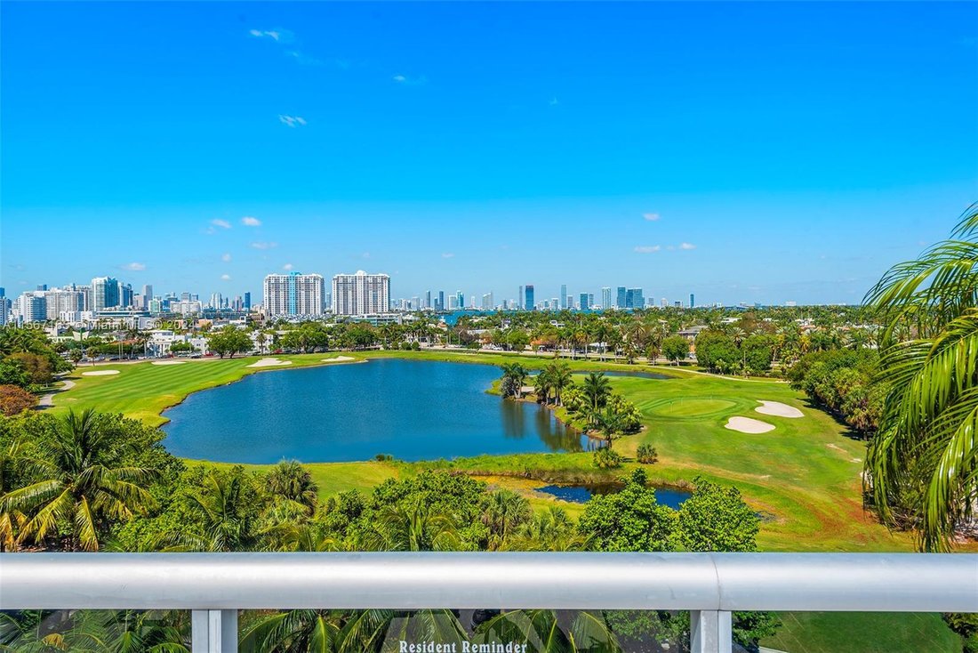 Condo in Miami Beach, Florida, United States 1 - 17204491