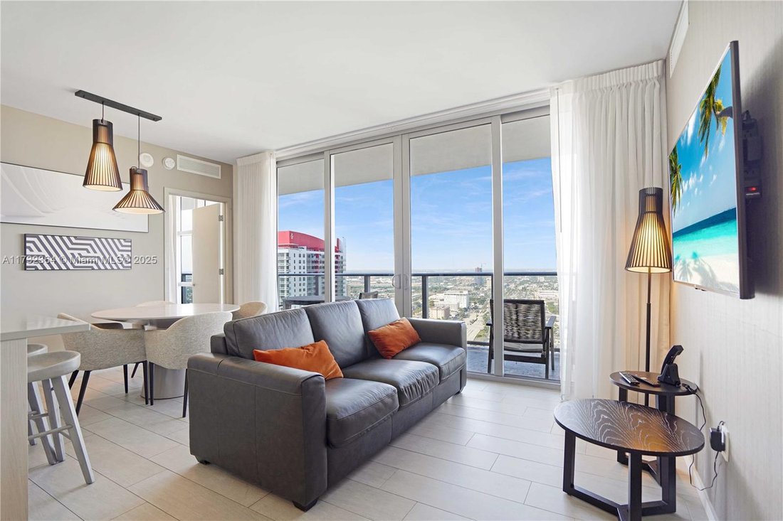 Condo in Hollywood, Florida, United States 3 - 17202388