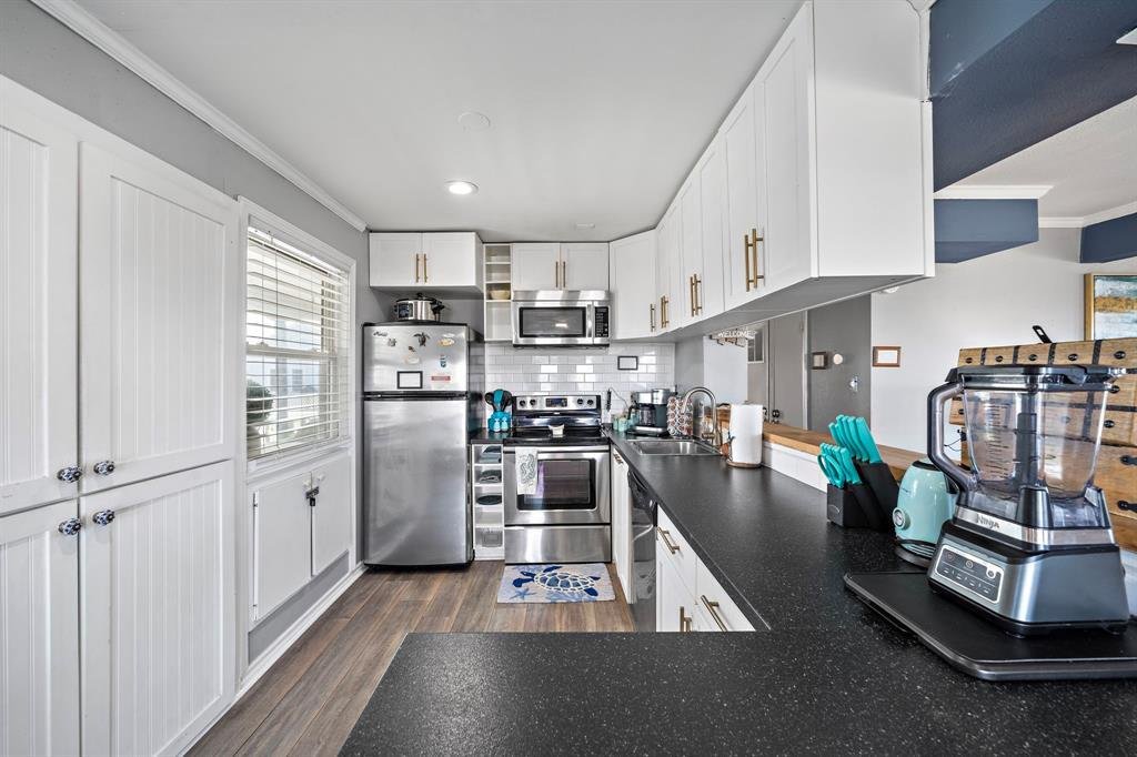 House in Freeport, Texas, United States 4 - 17210689