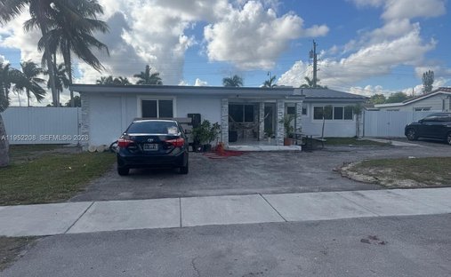 Maison à Miami Gardens, Floride, États-Unis 1