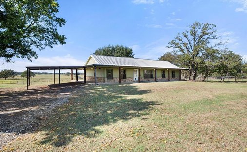 House in Fairfield, Texas, United States 1