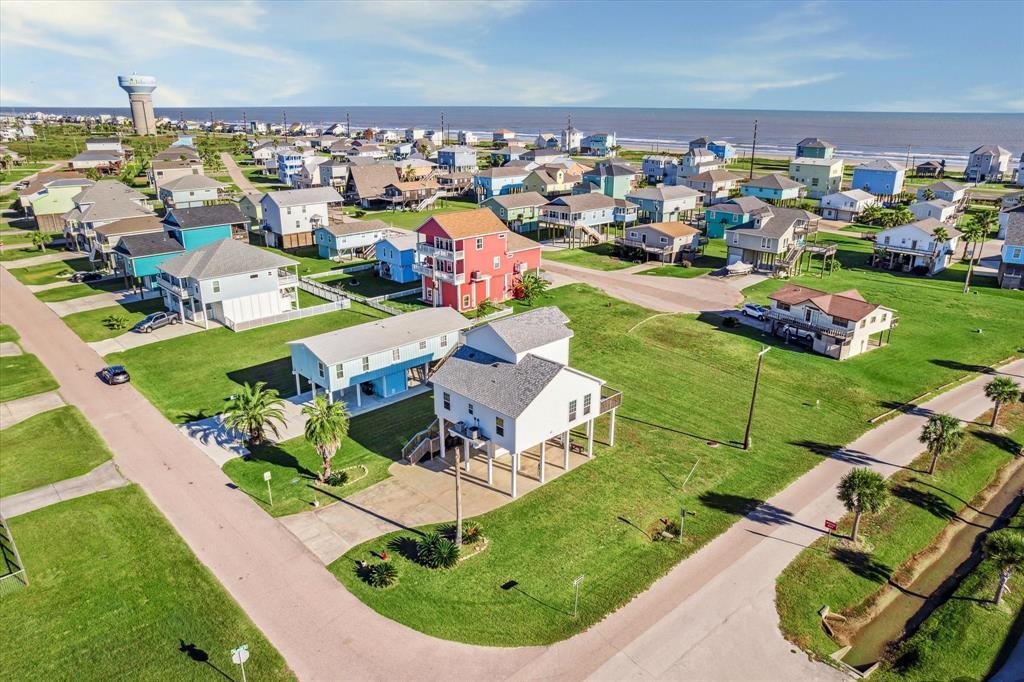 House in Galveston, Texas, United States 2 - 17208029