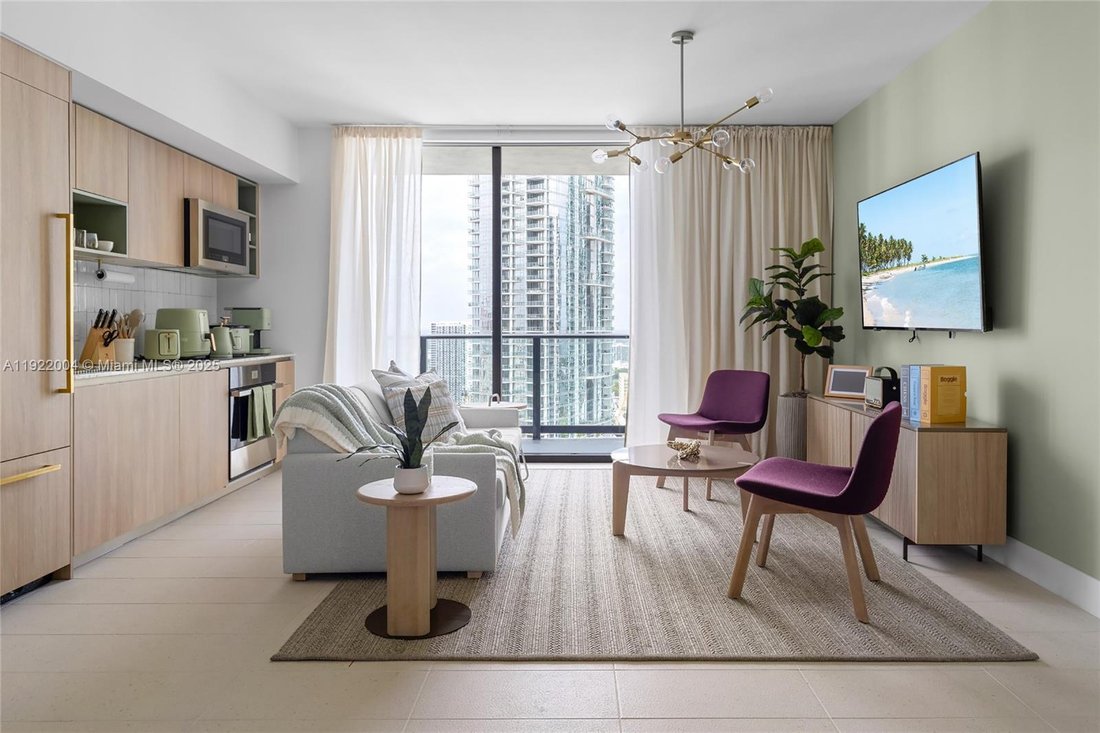 Condo in Miami, Florida, United States 2 - 17205404