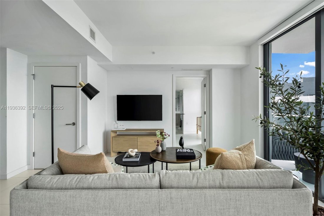 Condo in Miami, Florida, United States 2 - 17202960