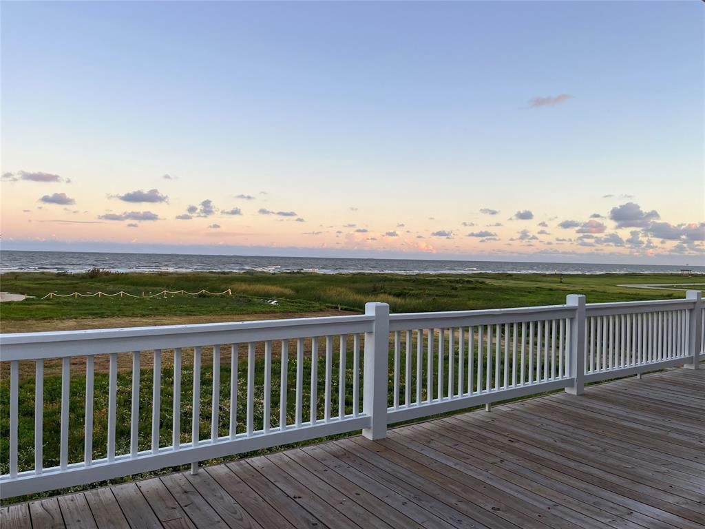 House in Bolivar Peninsula, Texas, United States 1 - 17212118