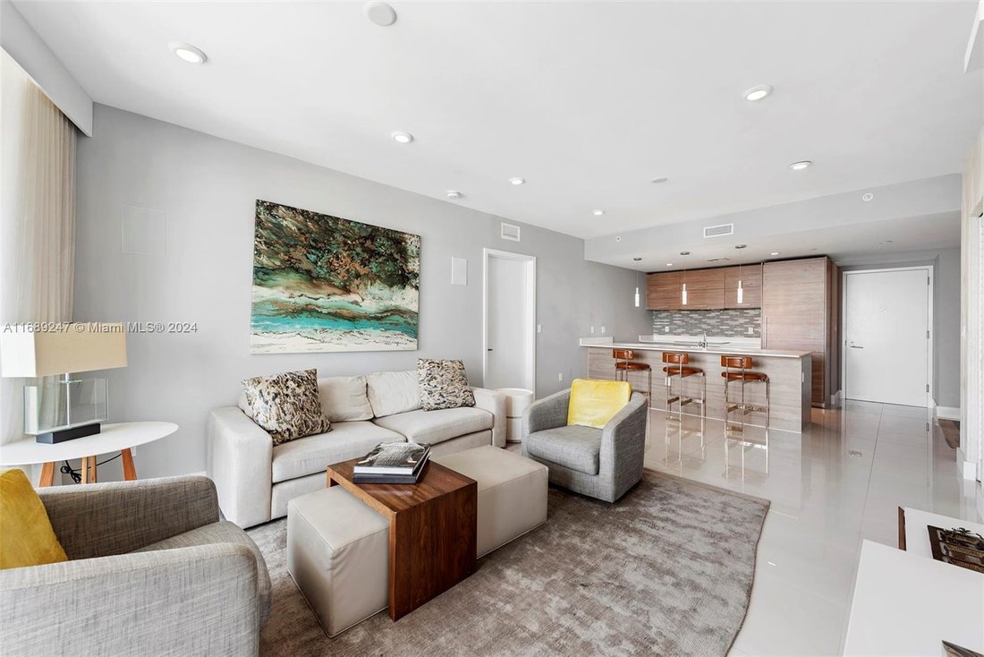 Condo in Miami, Florida, United States 5 - 17202282