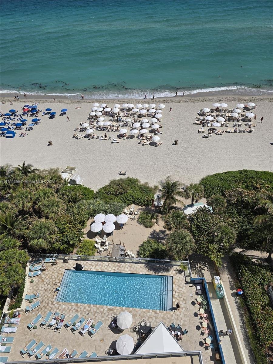 Condo in Sunny Isles Beach, Florida, United States 2 - 17202190