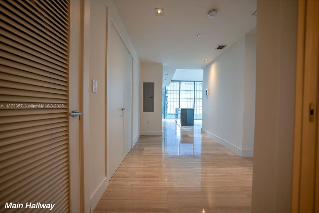 Condo in Miami, Florida, United States 4 - 17202680