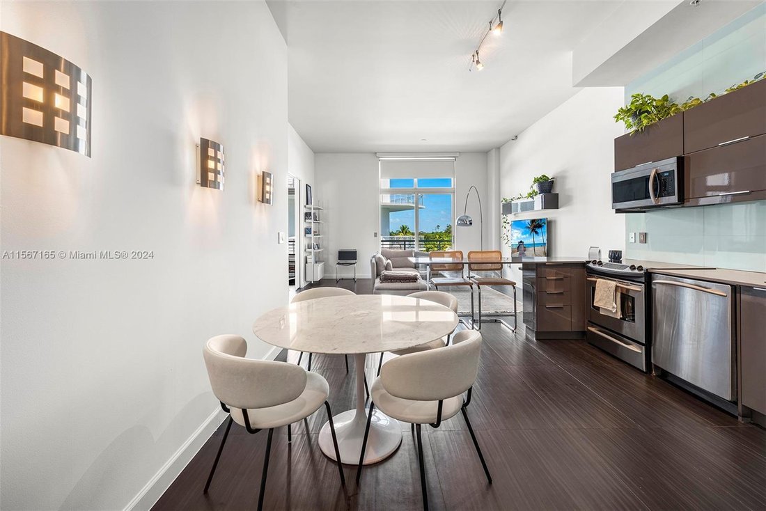 Condo in Miami Beach, Florida, United States 2 - 17204491