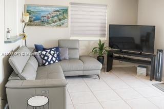 House in Miami, Florida, United States 3 - 17202983