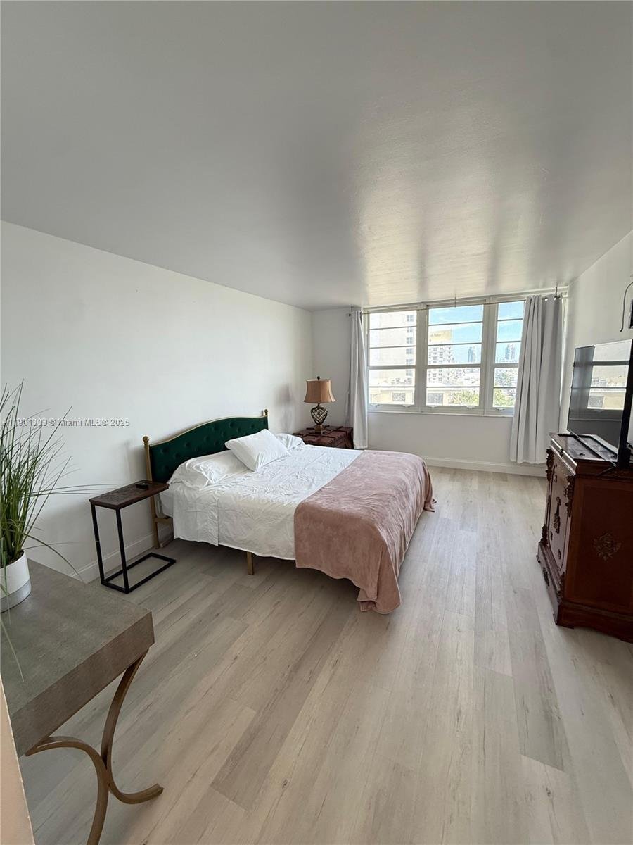 Condo in Miami Beach, Florida, United States 5 - 17203816