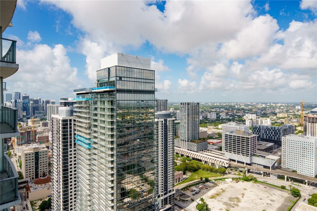 Condo in Miami, Florida, United States 5 - 17202738