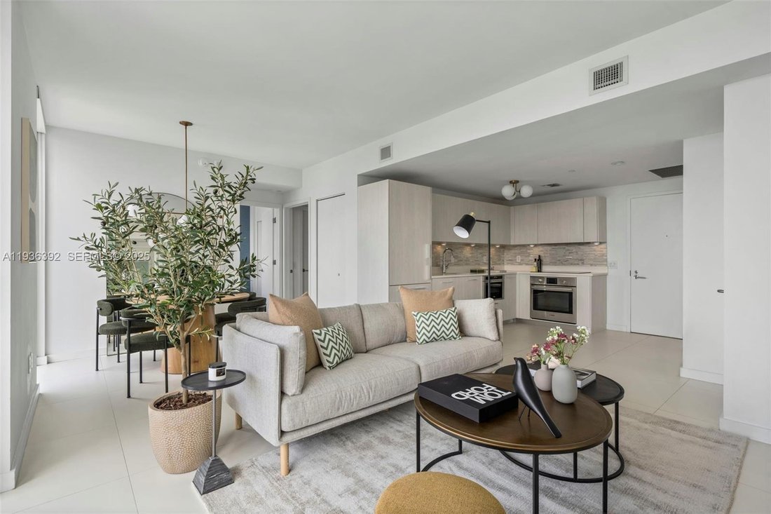 Condo in Miami, Florida, United States 1 - 17202960