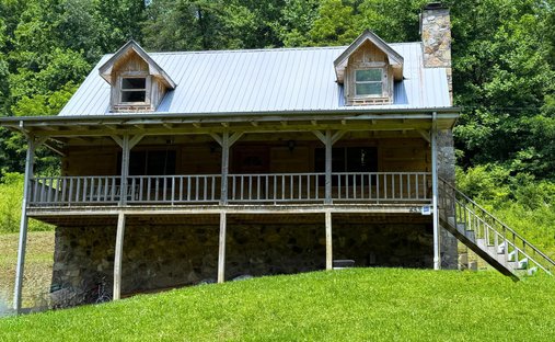 House in Parrottsville, Tennessee, United States 1