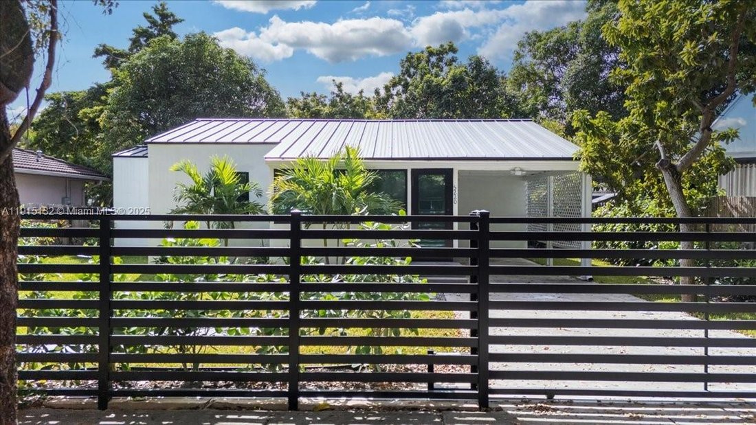House in Coral Gables, Florida, United States 2 - 17202571