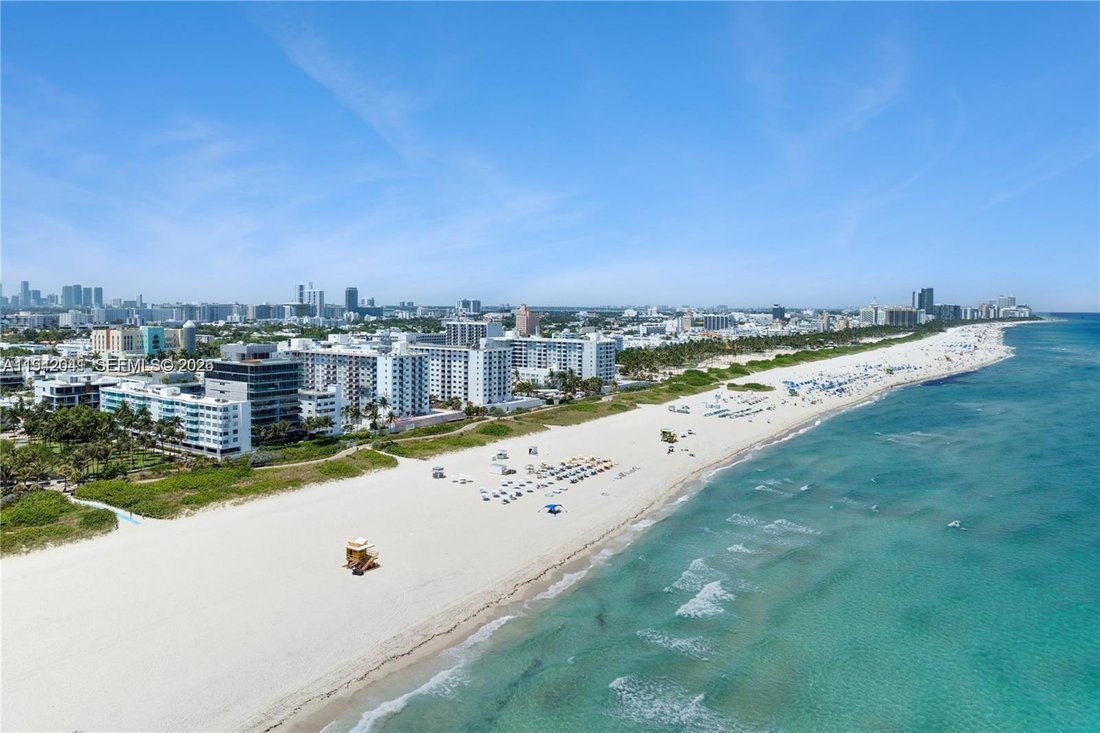 Condo in Miami Beach, Florida, United States 3 - 17205733