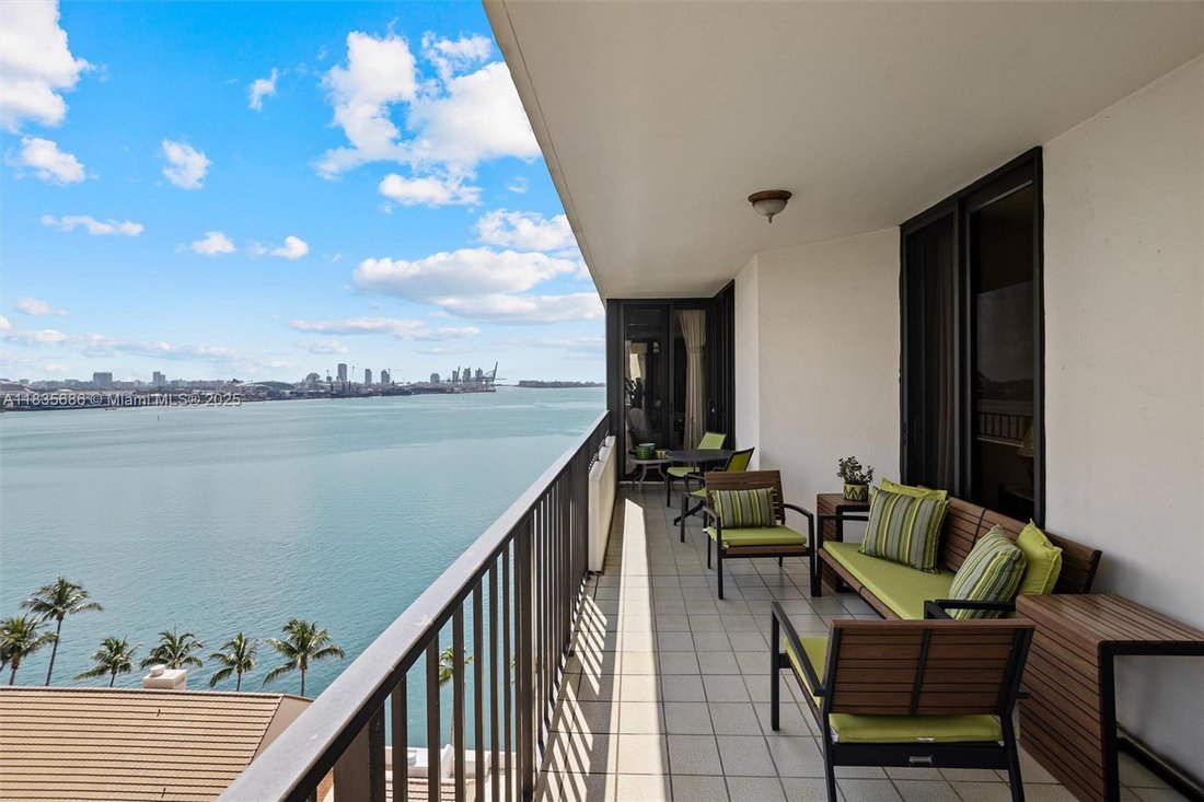 Condo in Miami, Florida, United States 2 - 17202886