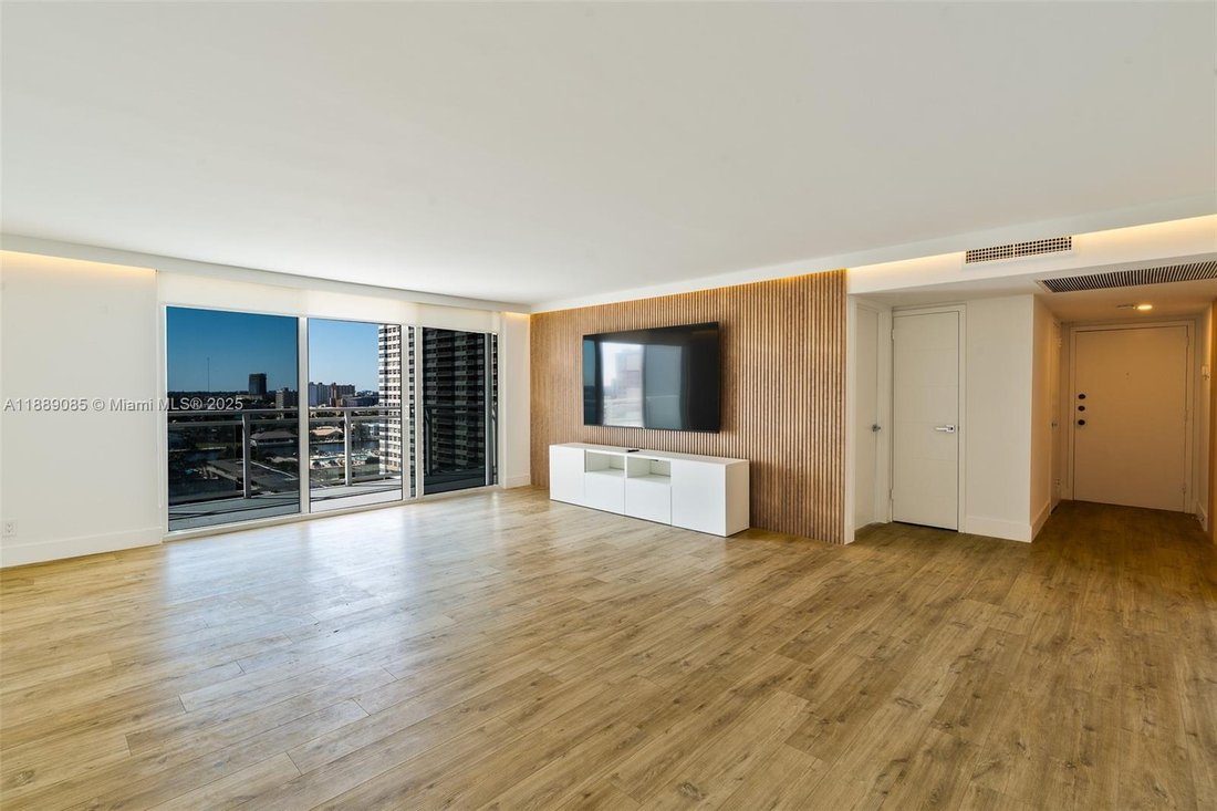 Condo in Hallandale Beach, Florida, United States 4 - 17203176