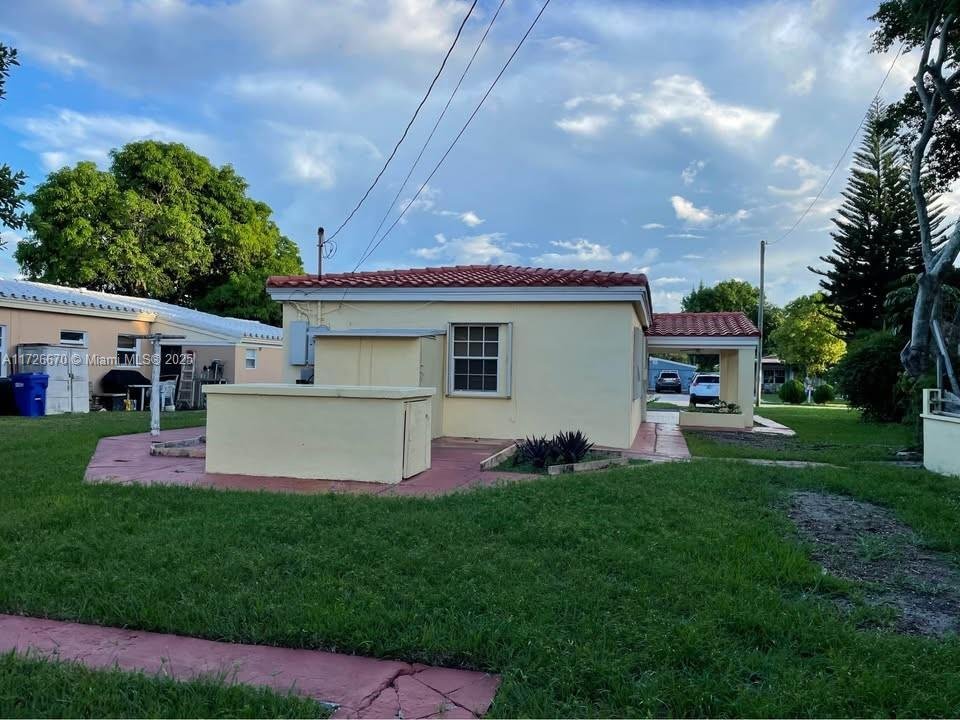 House in Miami, Florida, United States 5 - 17207315