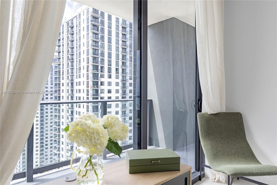 Condo in Miami, Florida, United States 1 - 17205404