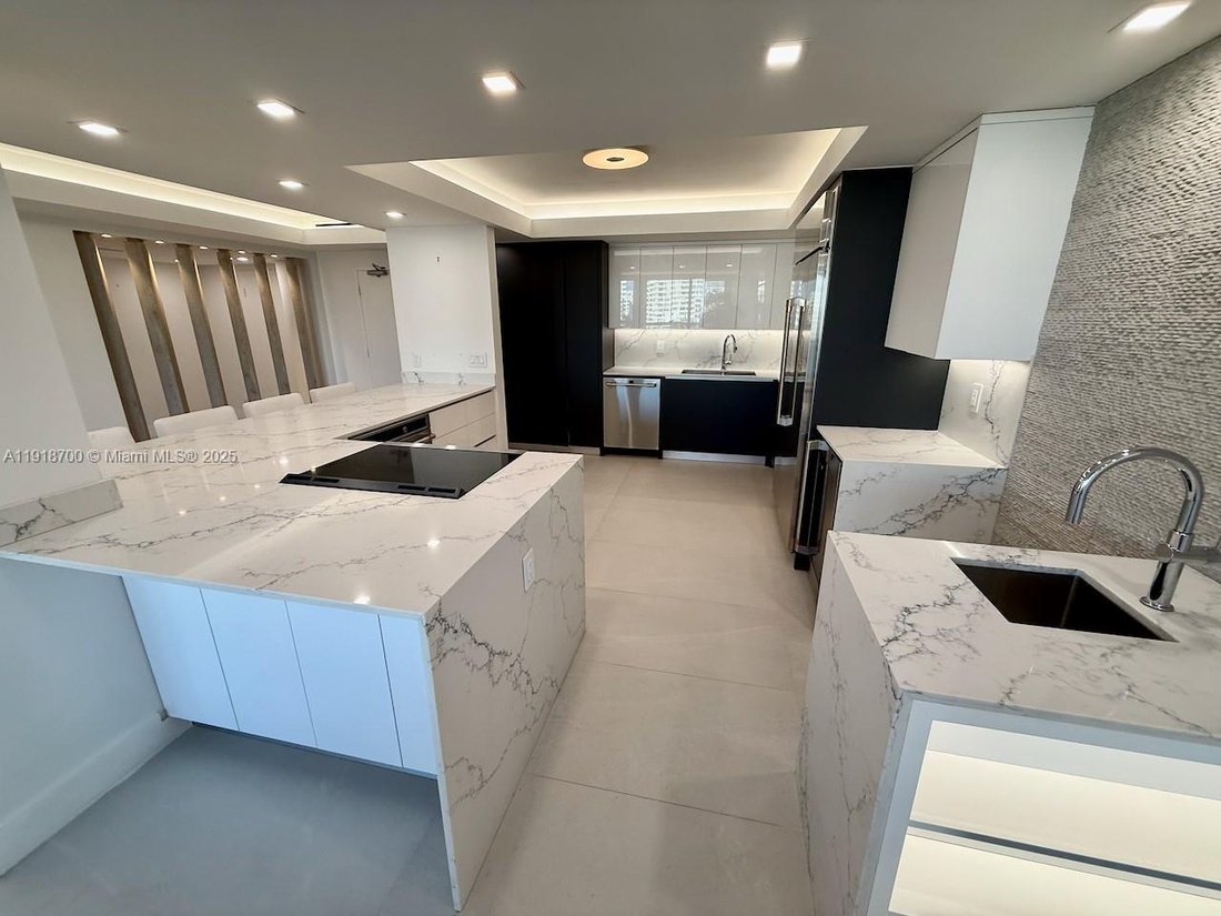 Condo in Miami Beach, Florida, United States 1 - 17206228