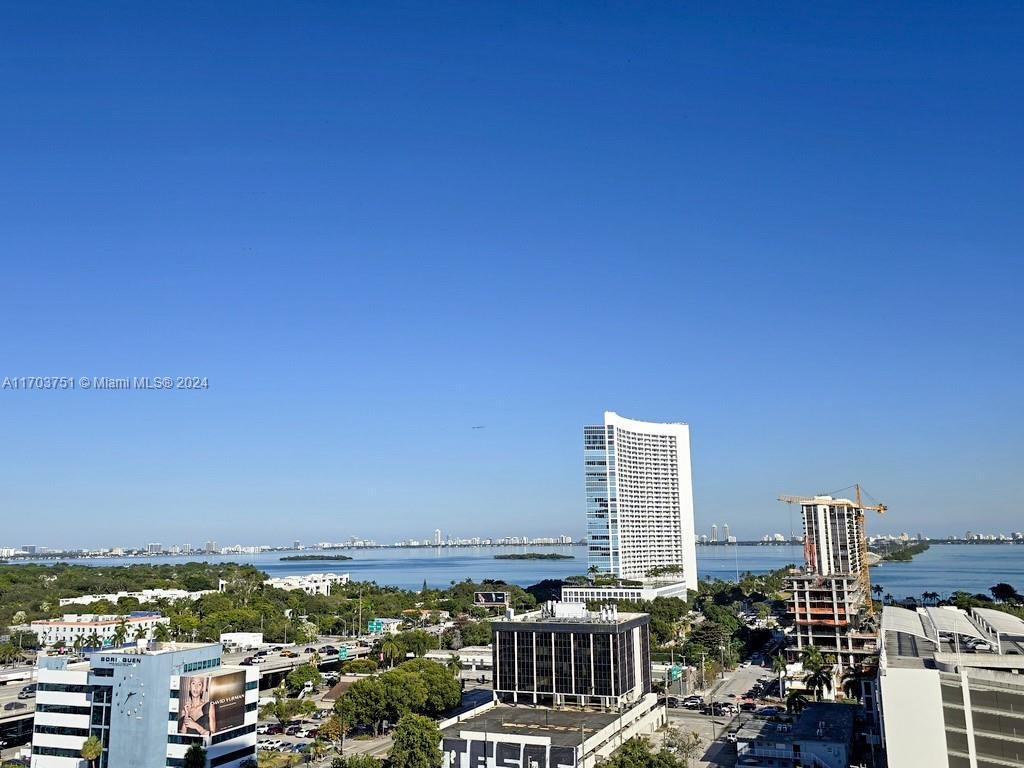 Condo in Miami, Florida, United States 1 - 17205730