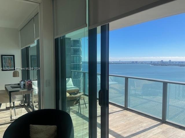 Condo in Miami, Florida, United States 1 - 17207298
