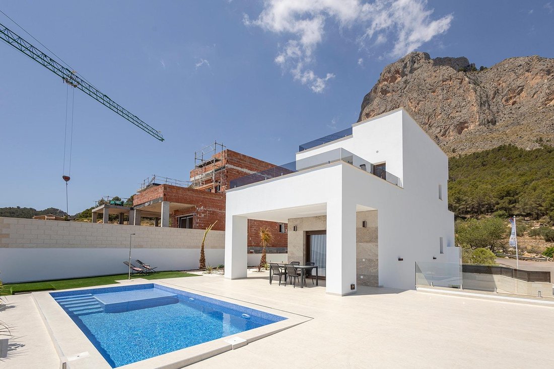 Villa in Polop, Valencian Community, Spain 4 - 16151682