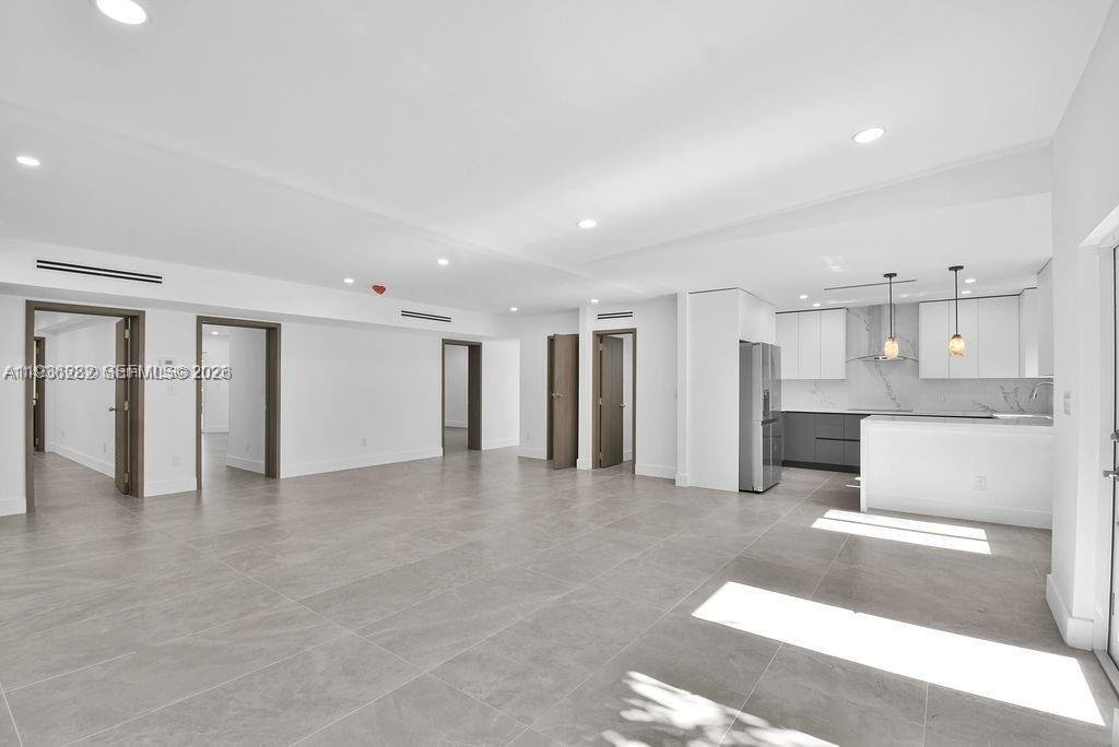 House in Miami, Florida, United States 4 - 17202356