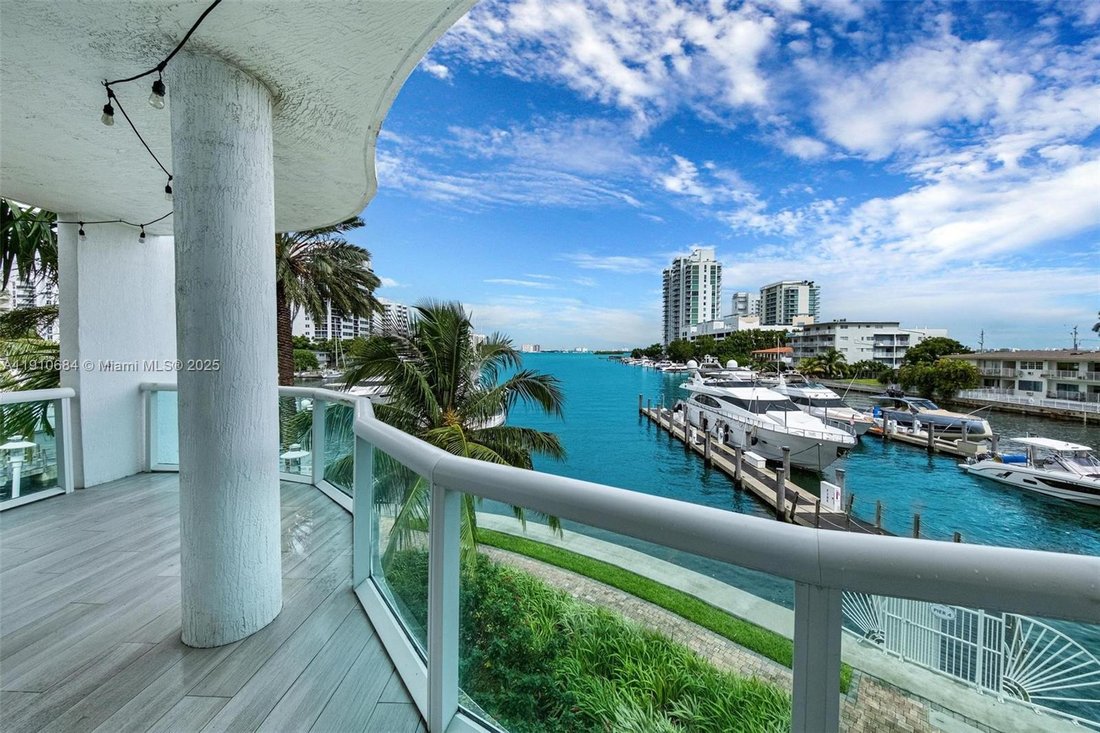 Townhouse in Miami Beach, Florida, United States 1 - 17202257