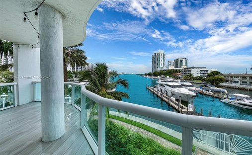 Townhouse in Miami Beach, Florida, United States 1