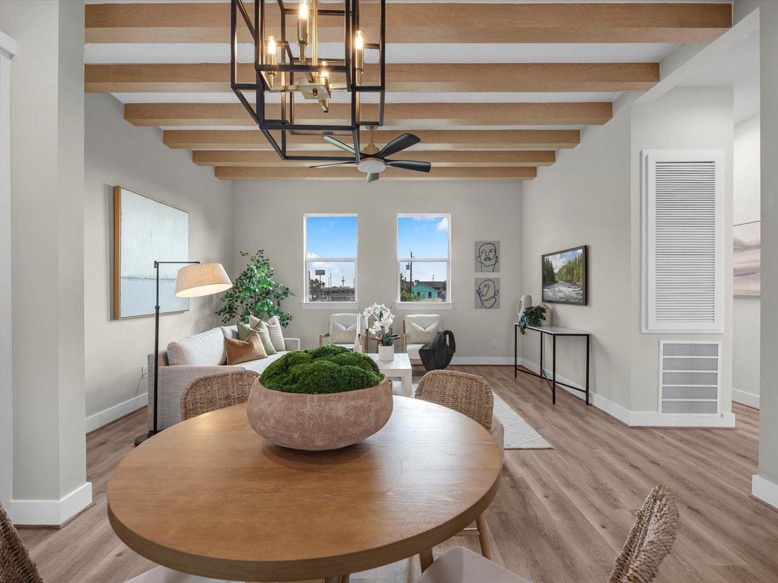House in Galveston, Texas, United States 1 - 17209758
