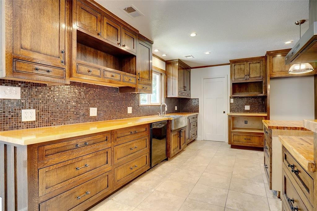 House in Fort Worth, TX, United States 5 - 17216361