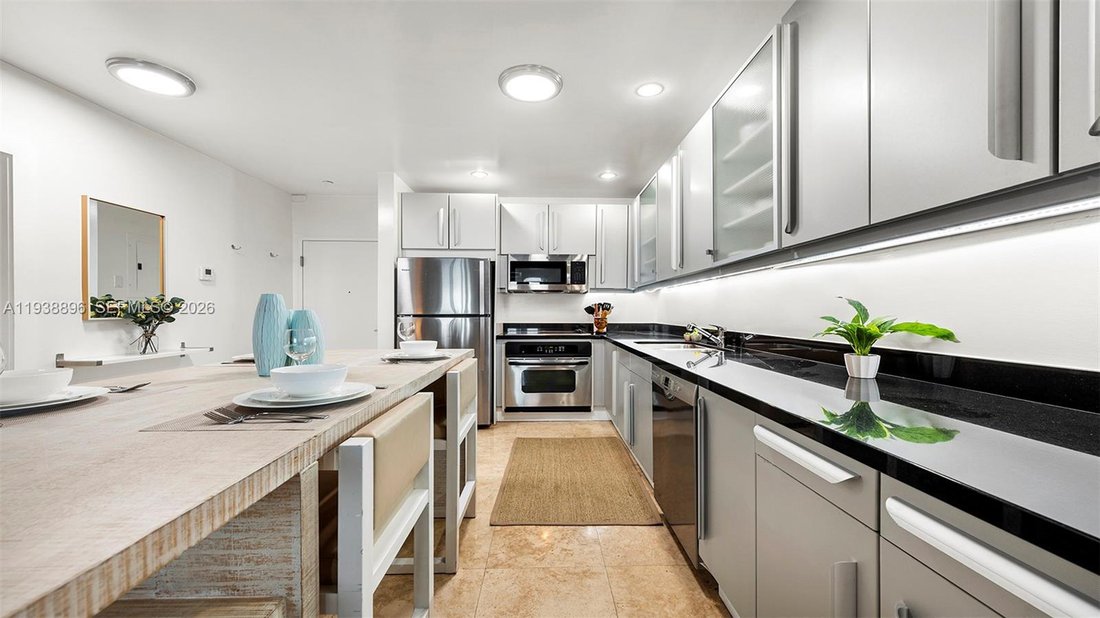 Condo in Miami Beach, Florida, United States 4 - 17202420