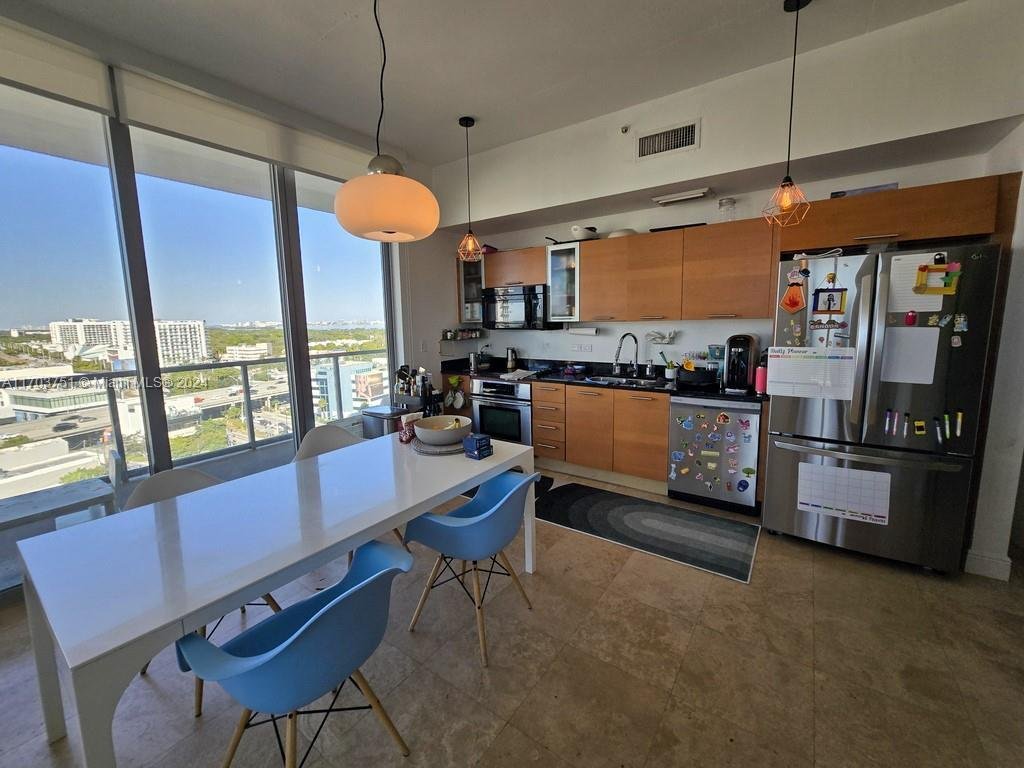 Condo in Miami, Florida, United States 5 - 17205730