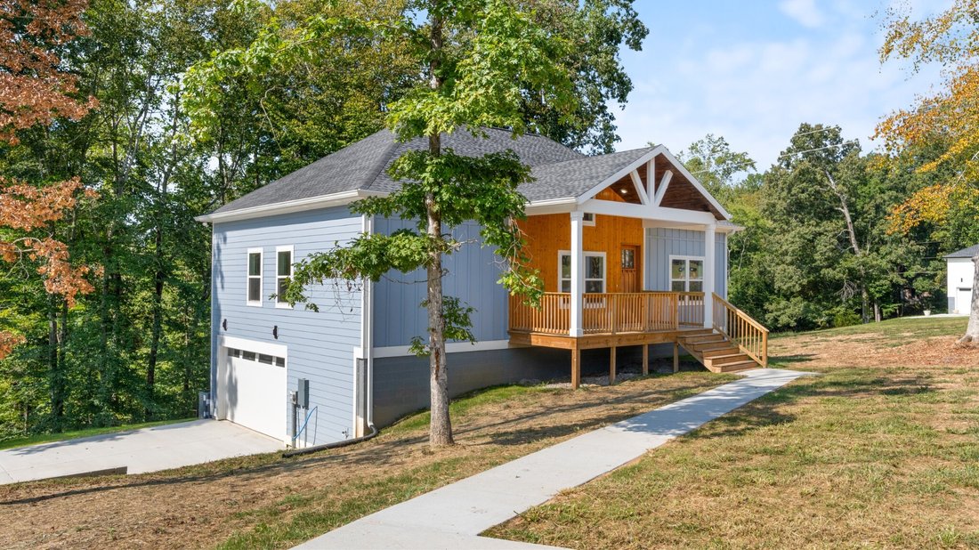 House in Manchester, Tennessee, United States 1 - 17198403