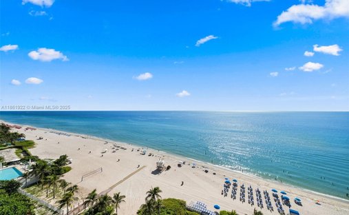 Condo in Sunny Isles Beach, Florida, United States 1