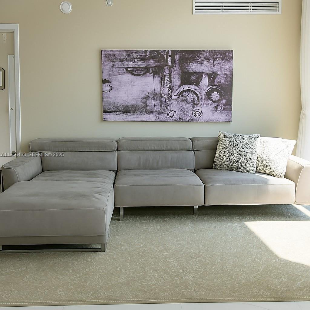 Condo in Sunny Isles Beach, Florida, United States 5 - 17207094