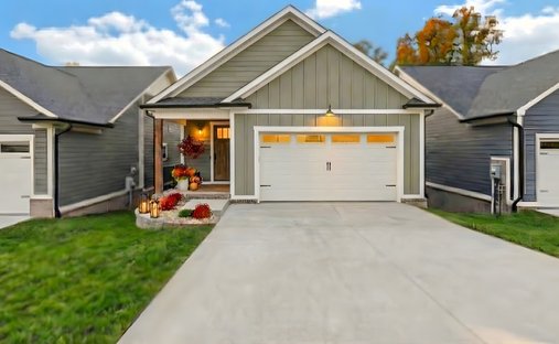 House in Kuttawa, Kentucky, United States 1