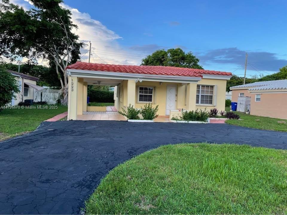 House in Miami, Florida, United States 3 - 17207315