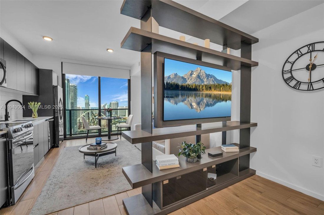 Condo in Miami, Florida, United States 1 - 17203305