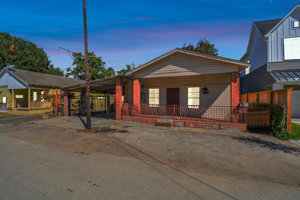 House in Houston, Texas, United States 5 - 17215851
