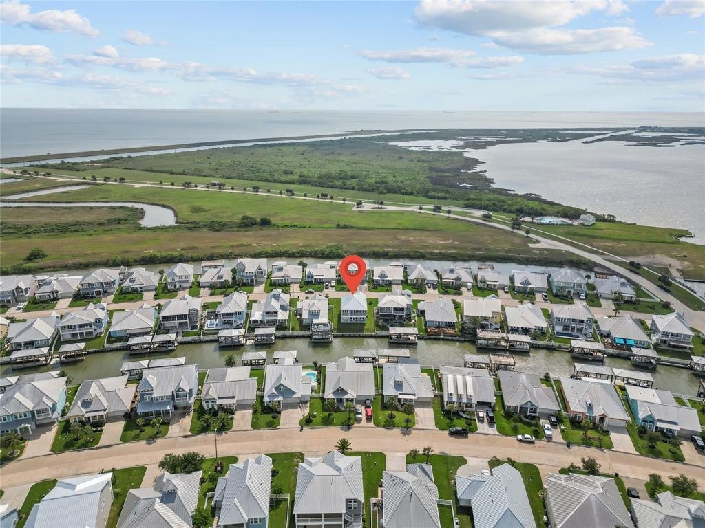 House in Texas City, Texas, United States 4 - 17210157