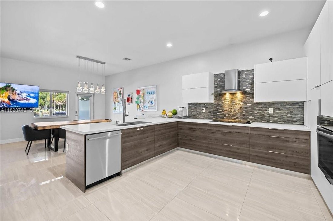 Townhouse in Dania Beach, Florida, United States 3 - 17202394